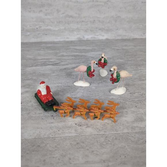 Dpt 56 Snow Village Pink Flamingos Wearing‎ Wreaths + Santa's Sleigh & Reindeer - Picture 1 of 8